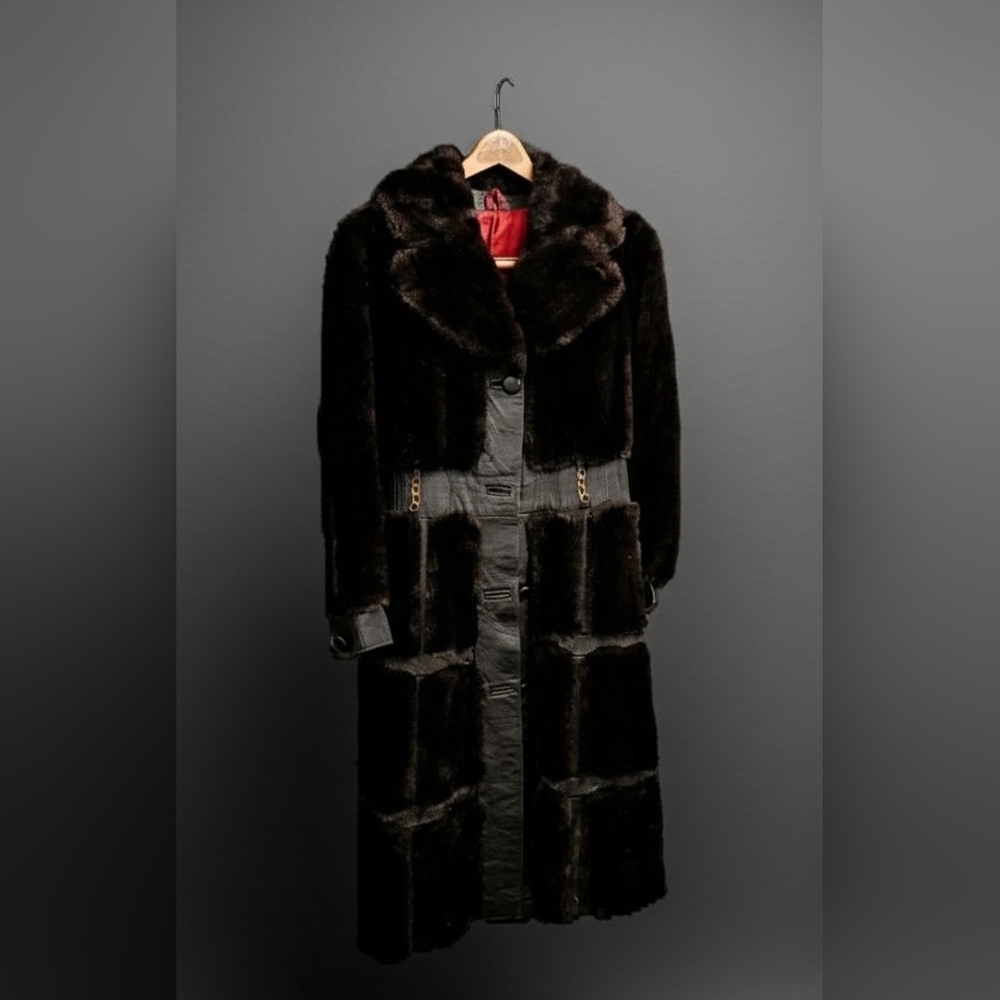 Luxurious Dark Brown Fur Women's Coat